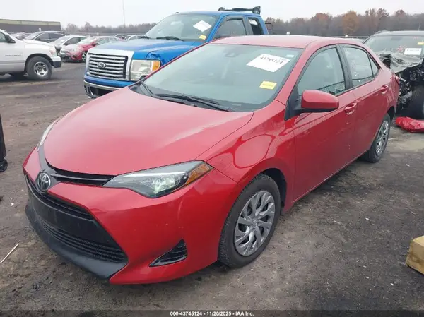 2T1BURHE1HC913546 2017 TOYOTA COROLLA - Image 2