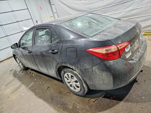 2T1BURHE1HC919301 2017 TOYOTA COROLLA - Image 2