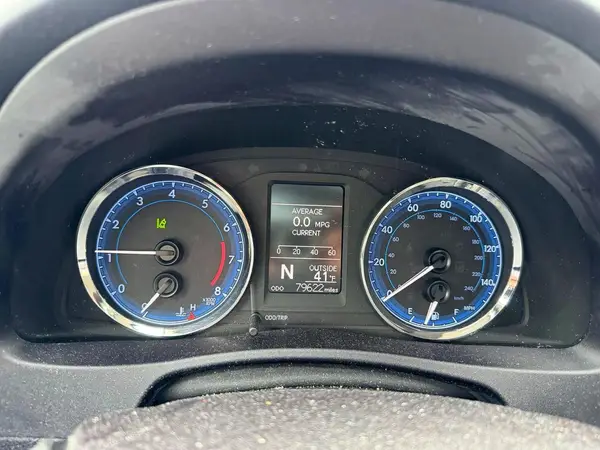 2T1BURHE1HC921176 2017 TOYOTA COROLLA - Image 8