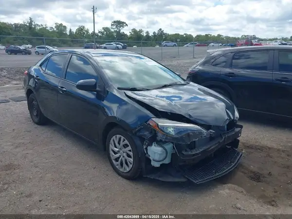 2T1BURHE1HC923719 2017 TOYOTA COROLLA - Image 1