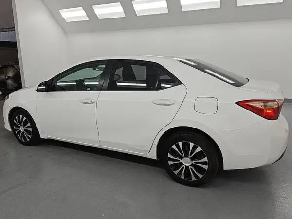 2T1BURHE1HC928015 2017 TOYOTA COROLLA - Image 2