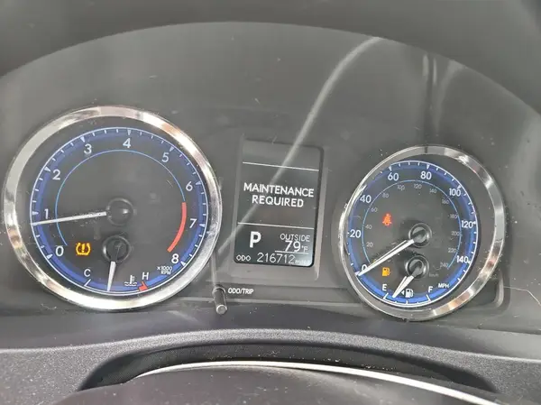 2T1BURHE1HC930833 2017 TOYOTA COROLLA - Image 8