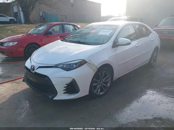 2T1BURHE1HC930895 2017 TOYOTA COROLLA - Image 2