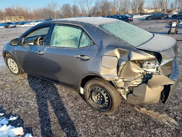 2T1BURHE1HC933988 2017 TOYOTA COROLLA - Image 2