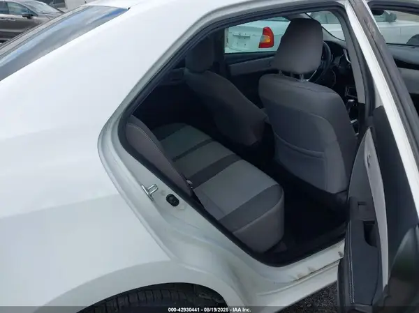 2T1BURHE1HC938964 2017 TOYOTA COROLLA - Image 8