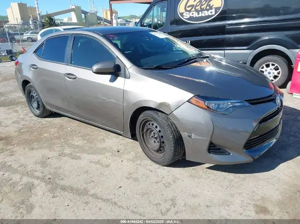 2T1BURHE1HC941931 2017 TOYOTA COROLLA - Image 1