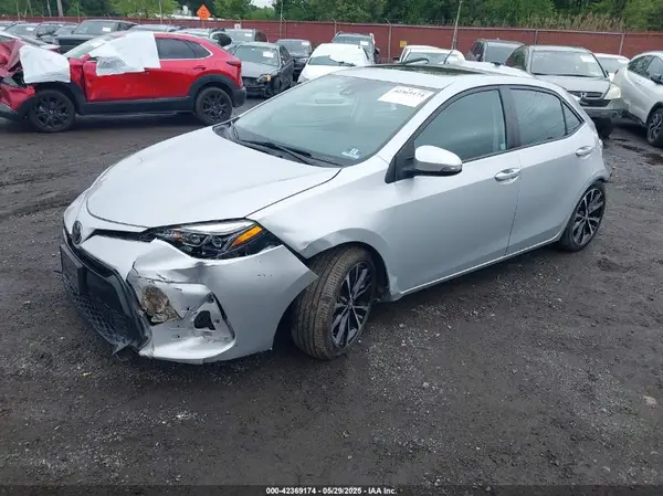 2T1BURHE1HC942738 2017 TOYOTA COROLLA - Image 2