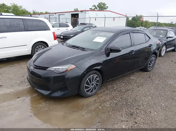 2T1BURHE1HC943887 2017 TOYOTA COROLLA - Image 2