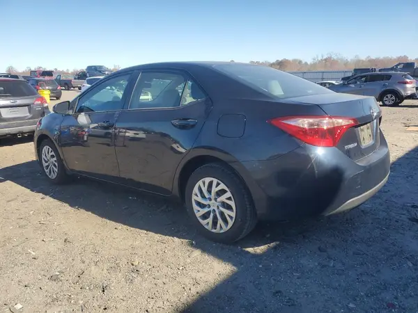 2T1BURHE1HC944585 2017 TOYOTA COROLLA - Image 2