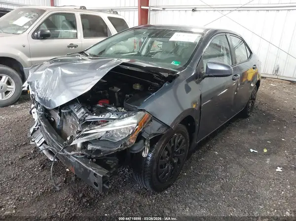 2T1BURHE1HC955506 2017 TOYOTA COROLLA - Image 2