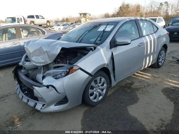 2T1BURHE1HC958163 2017 TOYOTA COROLLA - Image 2