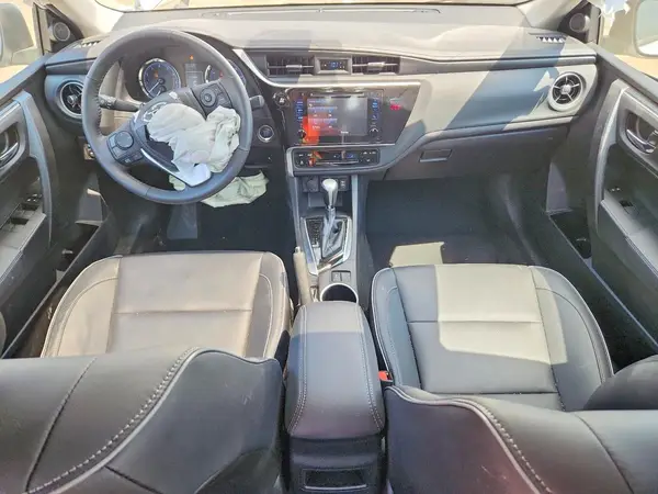 2T1BURHE1JC000842 2018 TOYOTA COROLLA - Image 8