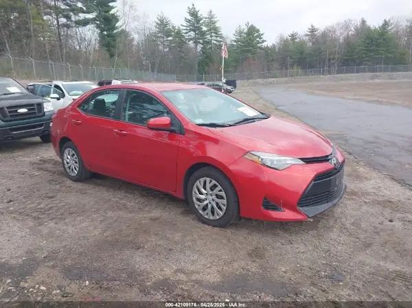 2T1BURHE1JC003661 2018 TOYOTA COROLLA - Image 1