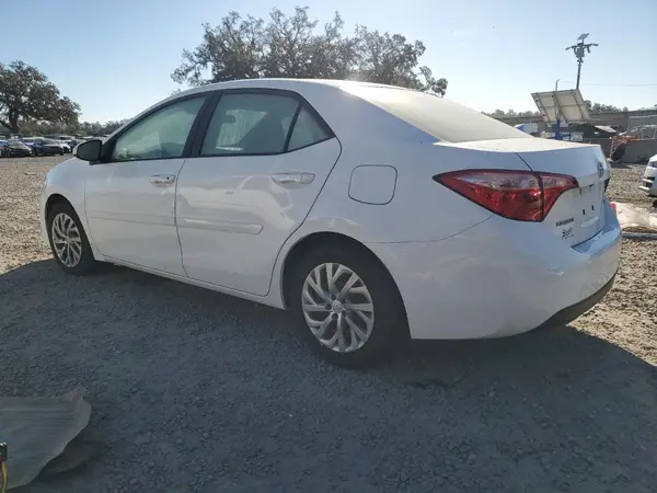 2T1BURHE1JC006060 2018 TOYOTA COROLLA - Image 2