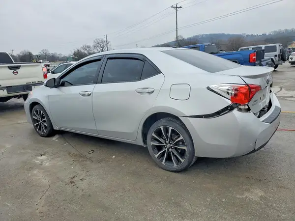 2T1BURHE1JC006320 2018 TOYOTA COROLLA - Image 2