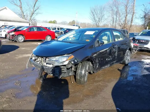 2T1BURHE1JC011310 2018 TOYOTA COROLLA - Image 2