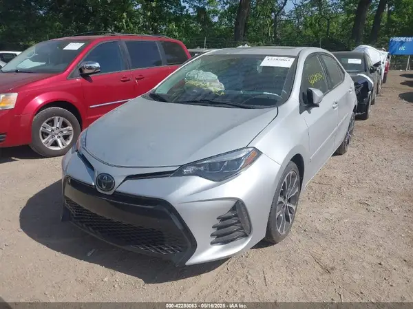 2T1BURHE1JC014966 2018 TOYOTA COROLLA - Image 2