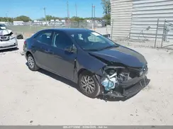 2T1BURHE1JC015700 2018 TOYOTA COROLLA