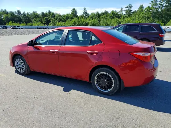 2T1BURHE1JC018063 2018 TOYOTA COROLLA - Image 2