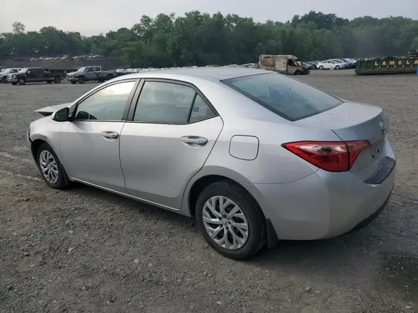 2T1BURHE1JC018693 2018 TOYOTA COROLLA - Image 2