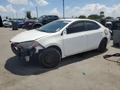 2T1BURHE1JC024980 2018 TOYOTA COROLLA