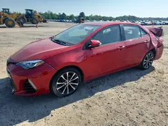 2T1BURHE1JC027104 2018 TOYOTA COROLLA