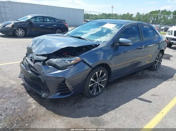 2T1BURHE1JC027832 2018 TOYOTA COROLLA - Image 2