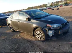 2T1BURHE1JC028124 2018 TOYOTA COROLLA