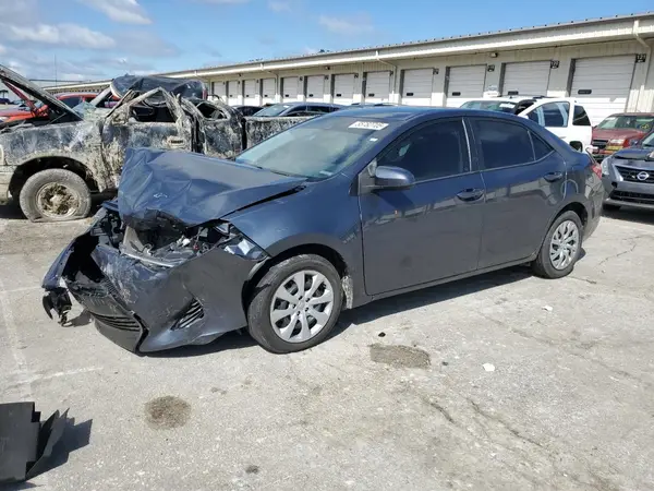 2T1BURHE1JC028480 2018 TOYOTA COROLLA - Image 1