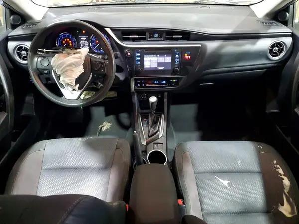 2T1BURHE1JC031833 2018 TOYOTA COROLLA - Image 8
