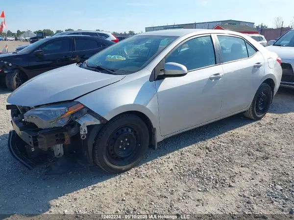 2T1BURHE1JC034425 2018 TOYOTA COROLLA - Image 2