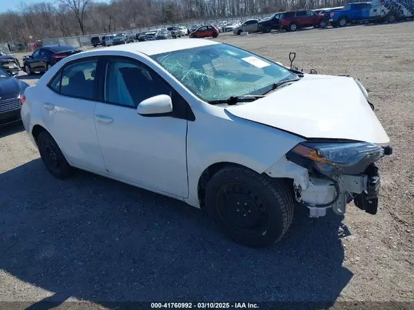 2T1BURHE1JC034943 2018 TOYOTA COROLLA - Image 1