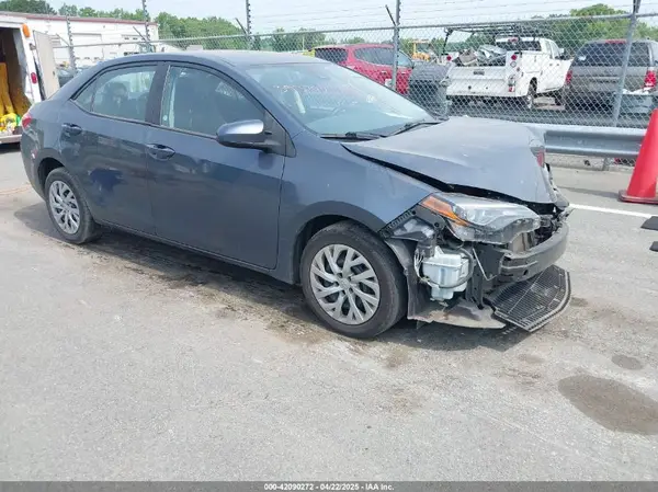 2T1BURHE1JC036594 2018 TOYOTA COROLLA - Image 1