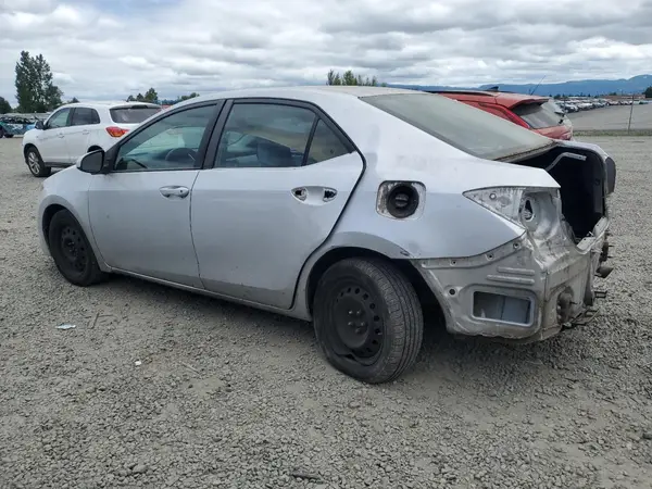 2T1BURHE1JC038247 2018 TOYOTA COROLLA - Image 2