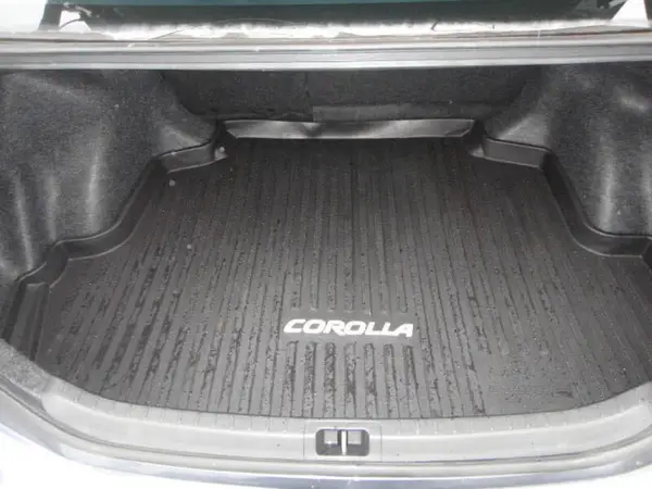 2T1BURHE1JC042797 2018 TOYOTA COROLLA - Image 8