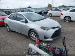 2T1BURHE1JC043870 2018 TOYOTA COROLLA