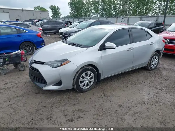 2T1BURHE1JC043870 2018 TOYOTA COROLLA - Image 2
