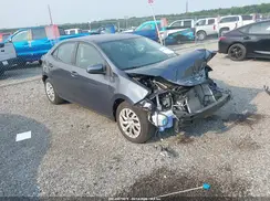 2T1BURHE1JC046798 2018 TOYOTA COROLLA