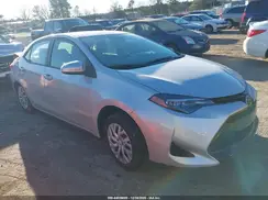 2T1BURHE1JC047529 2018 TOYOTA COROLLA
