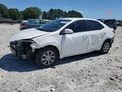 2T1BURHE1JC048129 2018 TOYOTA COROLLA