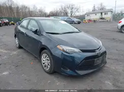 2T1BURHE1JC049149 2018 TOYOTA COROLLA