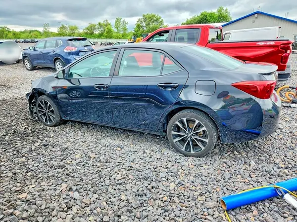 2T1BURHE1JC051953 2018 TOYOTA COROLLA - Image 2