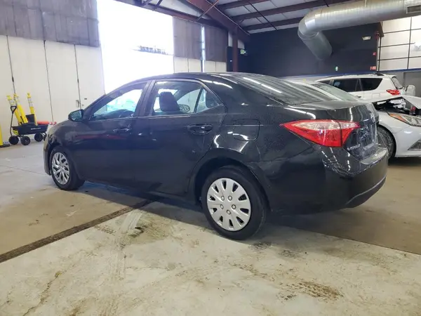 2T1BURHE1JC054870 2018 TOYOTA COROLLA - Image 2