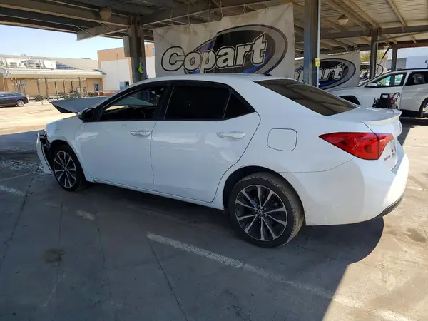 2T1BURHE1JC057686 2018 TOYOTA COROLLA - Image 2