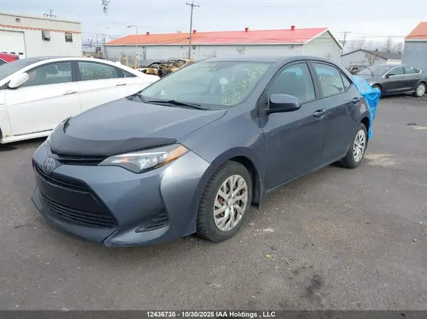 2T1BURHE1JC060586 2018 TOYOTA COROLLA - Image 2