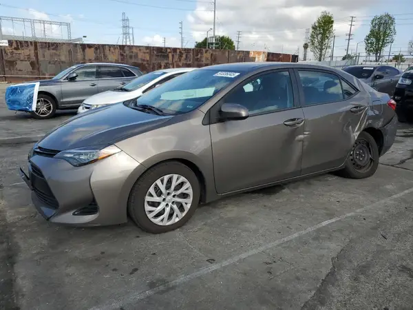 2T1BURHE1JC066369 2018 TOYOTA COROLLA - Image 1