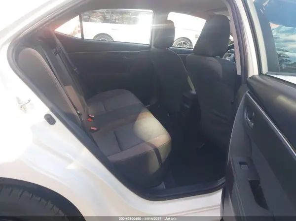 2T1BURHE1JC067456 2018 TOYOTA COROLLA - Image 8