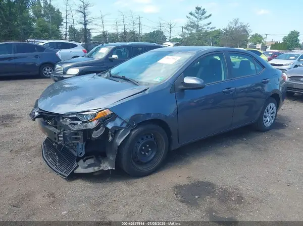 2T1BURHE1JC071927 2018 TOYOTA COROLLA - Image 2