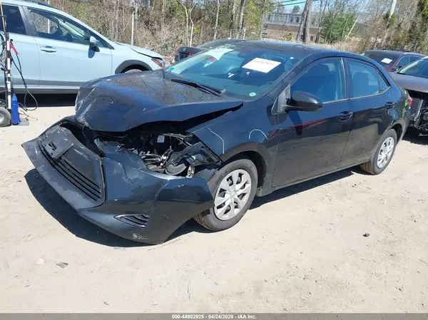 2T1BURHE1JC071930 2018 TOYOTA COROLLA - Image 2