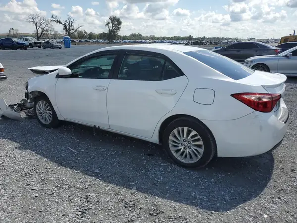 2T1BURHE1JC072799 2018 TOYOTA COROLLA - Image 2